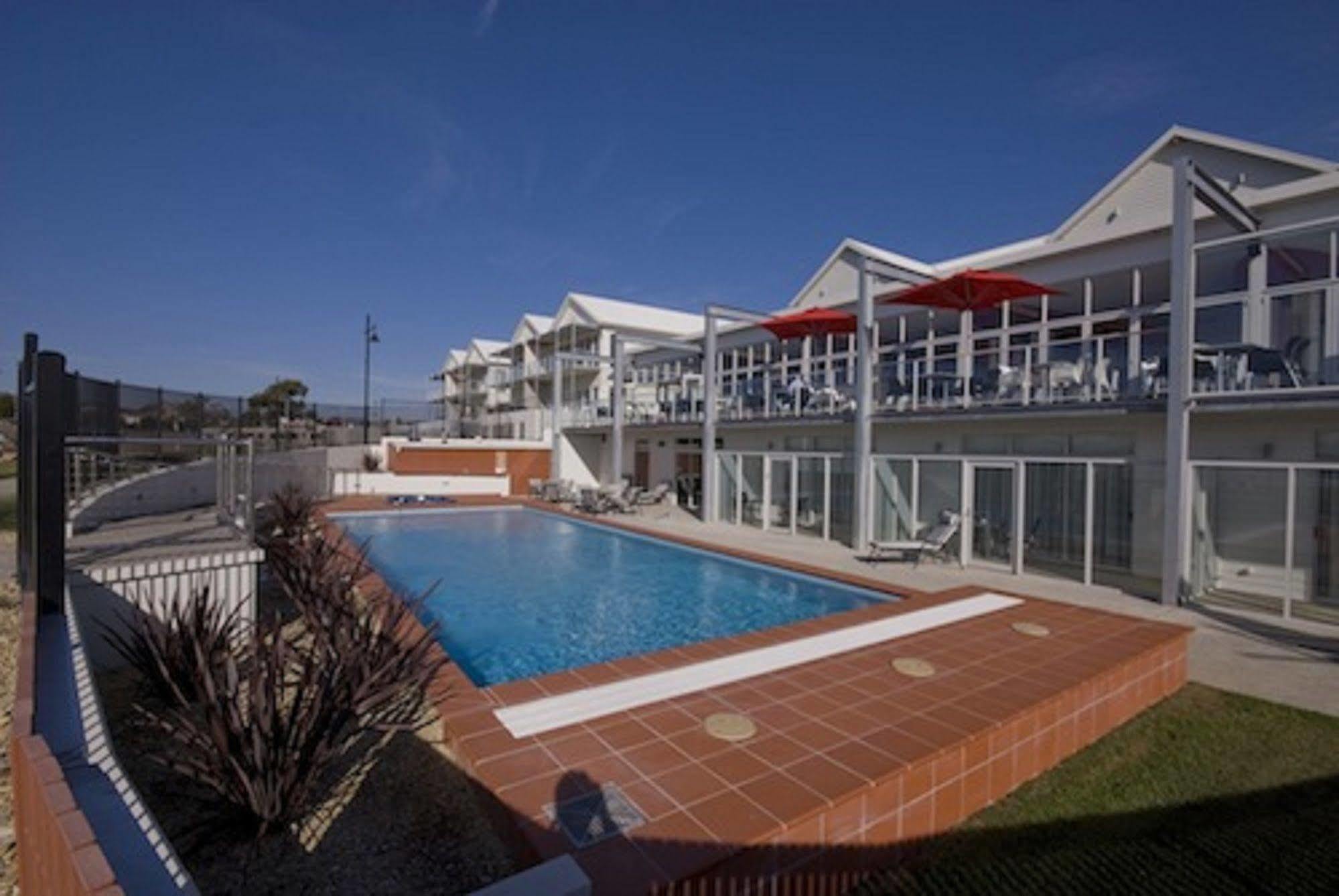 York Cove Hotel George Town Kültér fotó